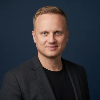 Вячеслав — основатель Titan